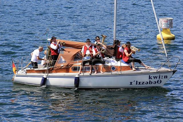 随着奢侈税 随着奢侈税